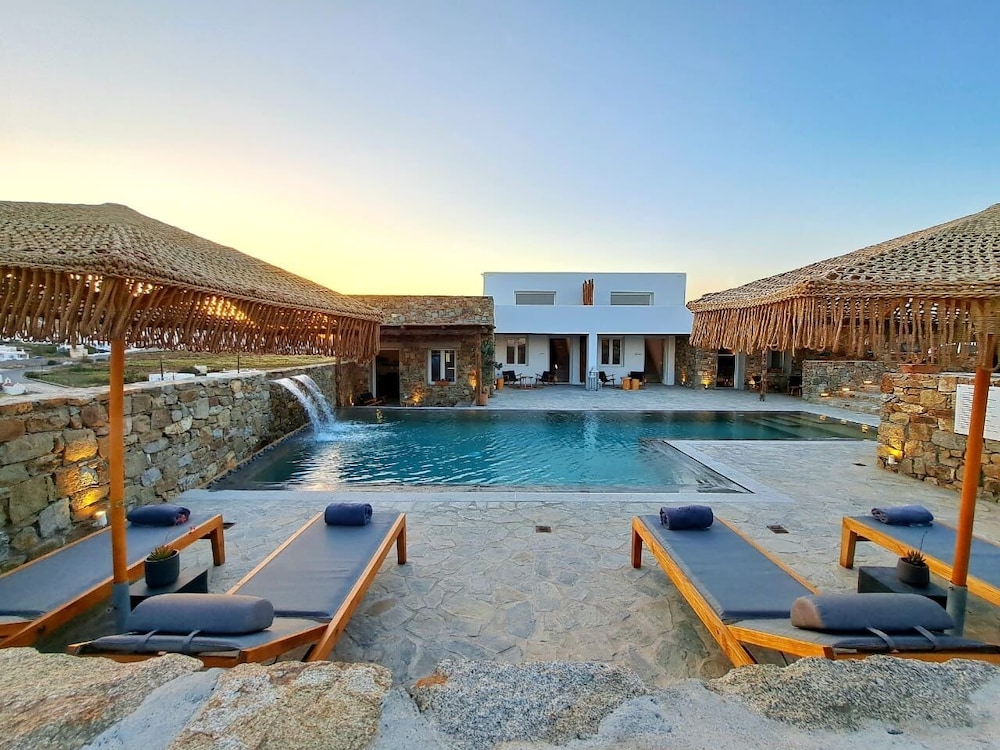 Mykonos Dot - Art Homes 41/46