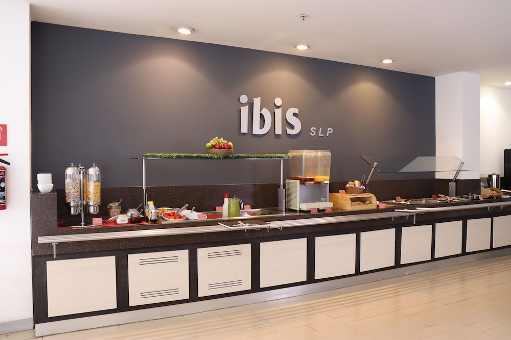 Ibis San Luis Potosi 8/39