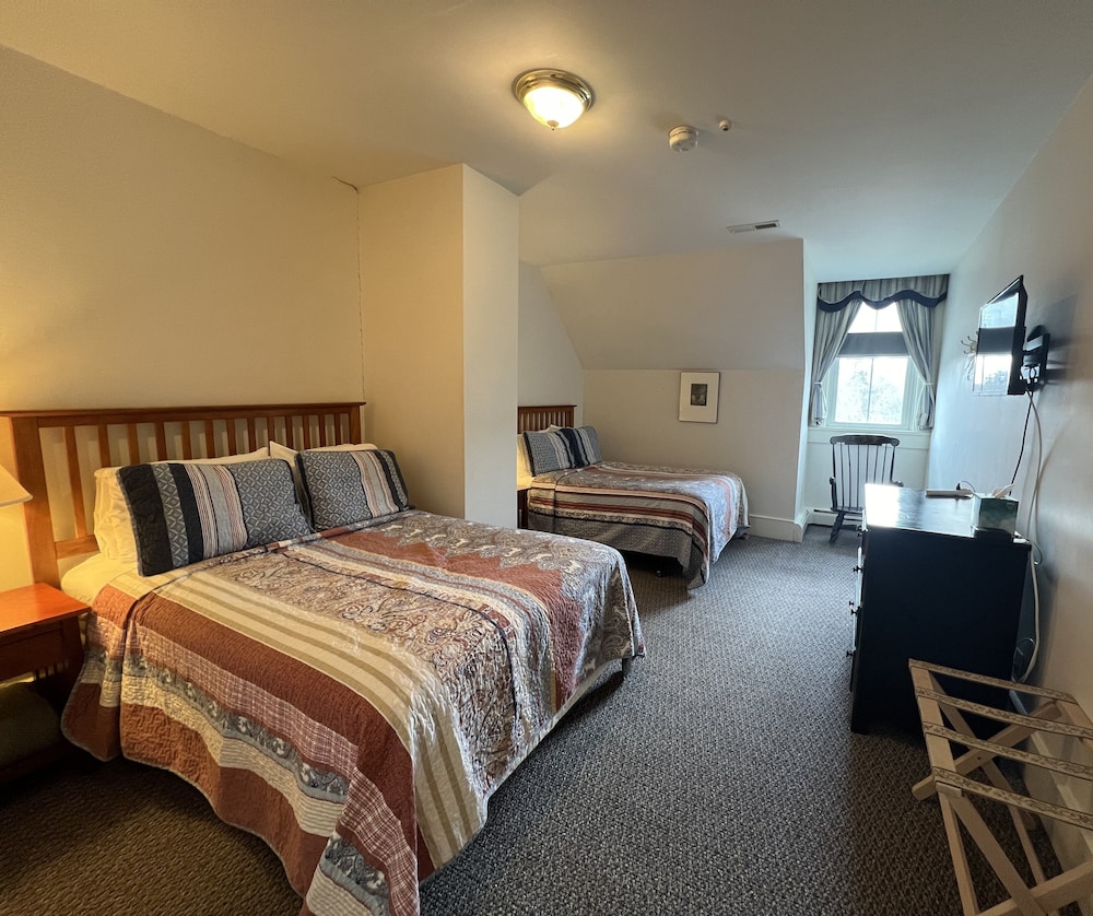 بنتهاوس بسريرين مزدوجين وسريرين كينج مع أريكة