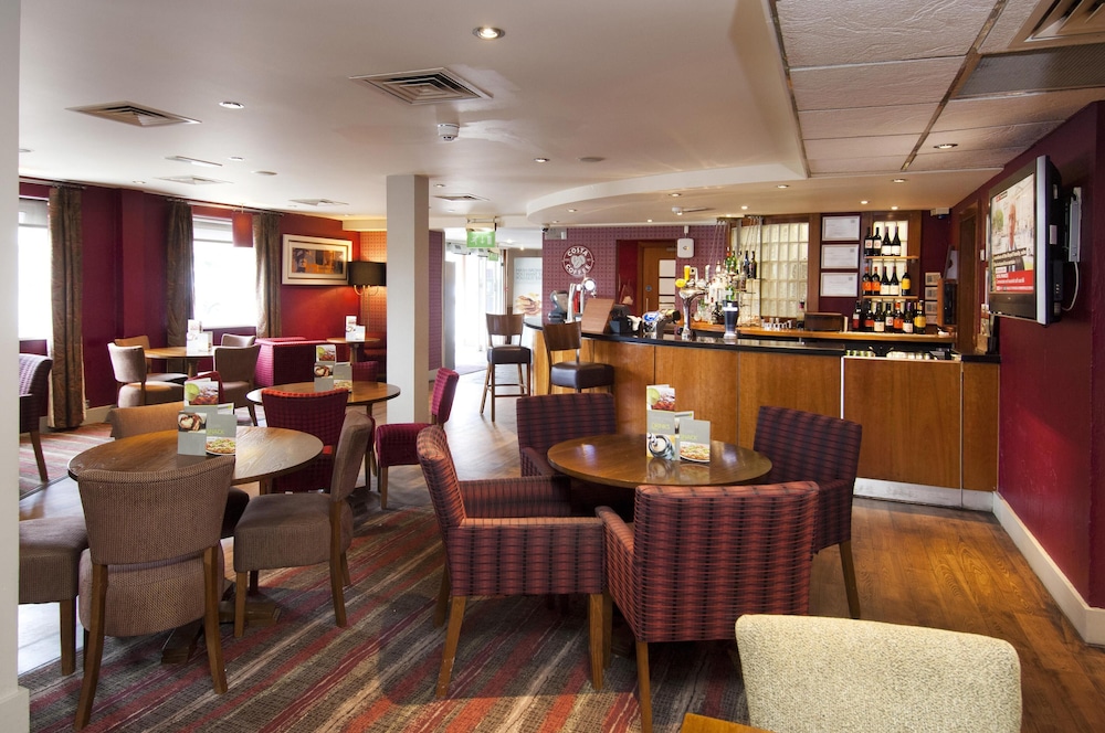 Premier Inn Leeds City Centre (Elland Road) 21/29