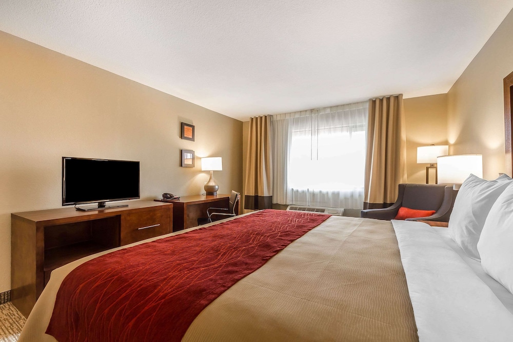 Comfort Inn & Suites Rocklin - Roseville 18/55