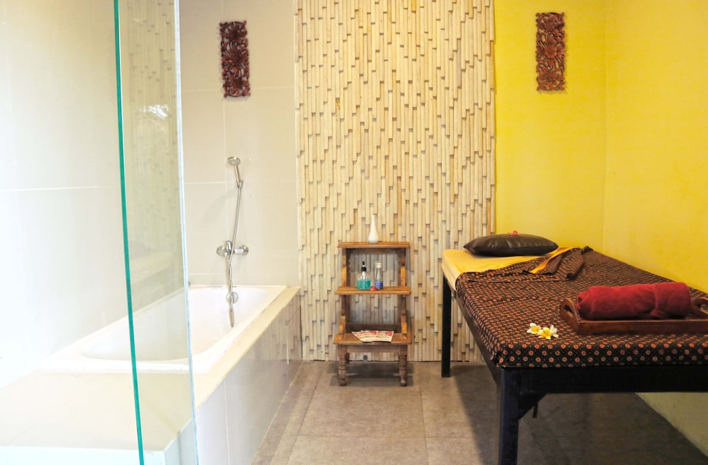 Ramada Suites By Wyndham Solo 29/45