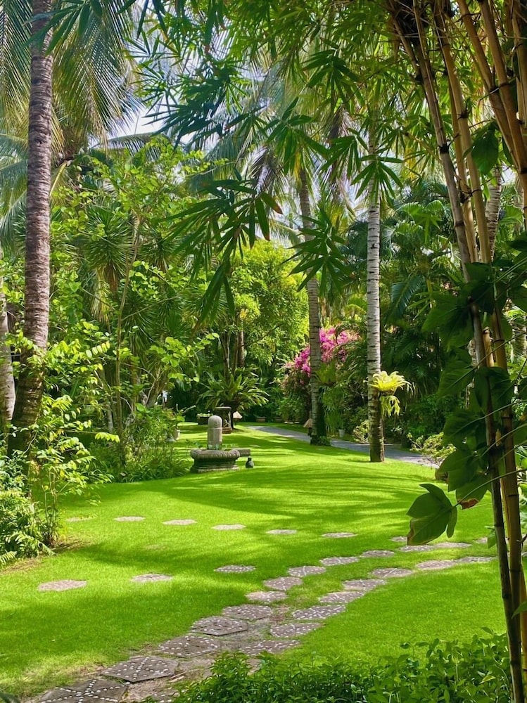Cham Villas Boutique Luxury Resort 47/50