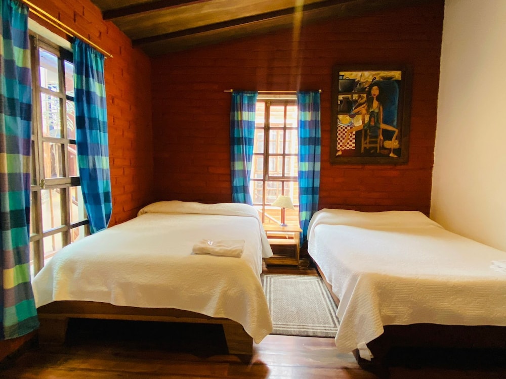 4 Bedrooms, Economy, Single Bed