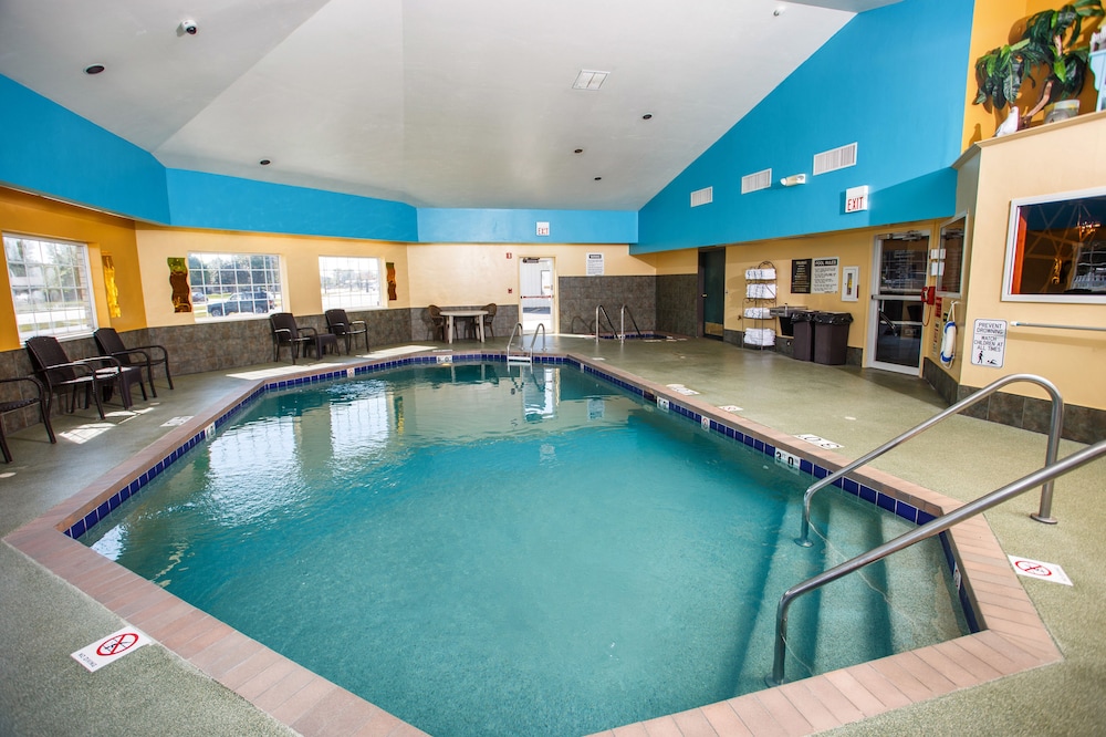 Hotel J Green Bay Formerly Airport Settle Inn 38/72