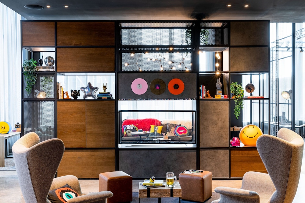Moxy Glasgow SEC 2/37