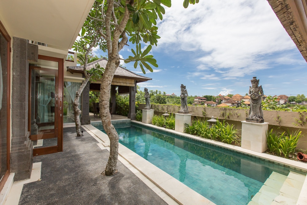 Villa Lidwina By Nagisa Bali 38/47