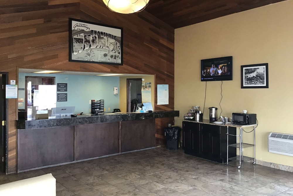 Super 8 by Wyndham Casper East/Evansville 4/33