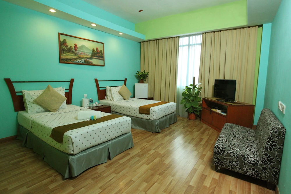 Palette - Kota Tinggi Mayres Hotel 17/54