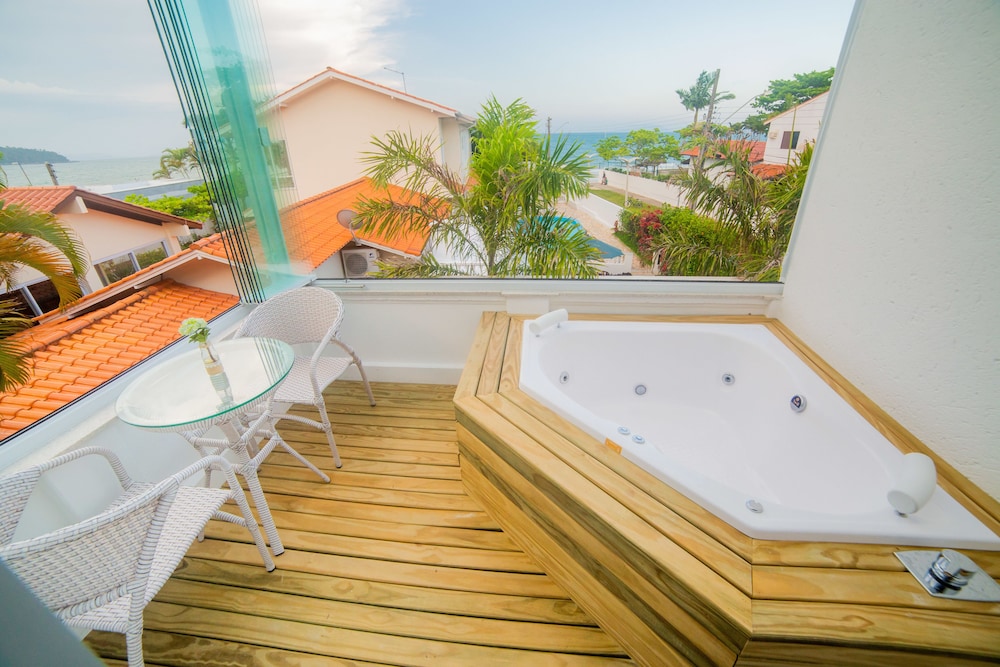 Solar Beach Hotel 36/50