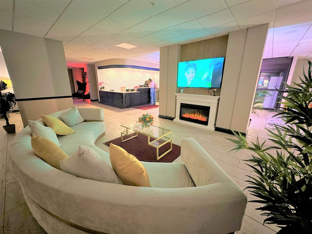 Albany Airport Inn 28/50