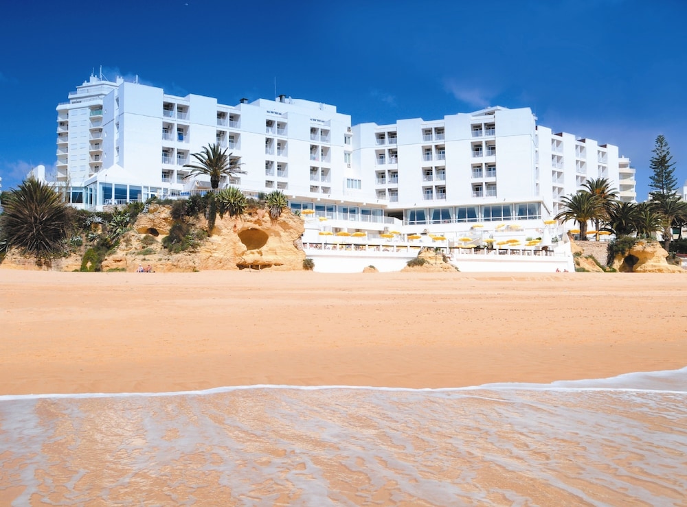 Casa de Sada Algarve Beach Resort, Curio Collection by Hilton 23/27