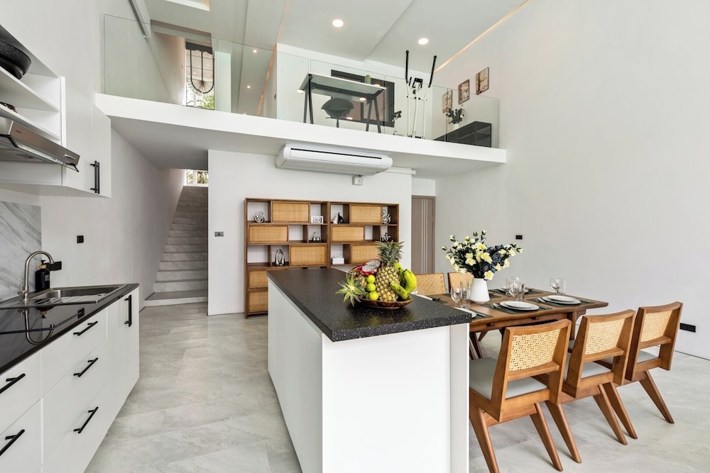 Zen Style Pool Access Townhouse 4/50