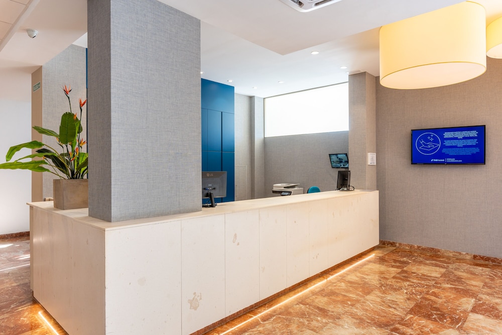 Hotel San Fermin by Dorobe 13/67