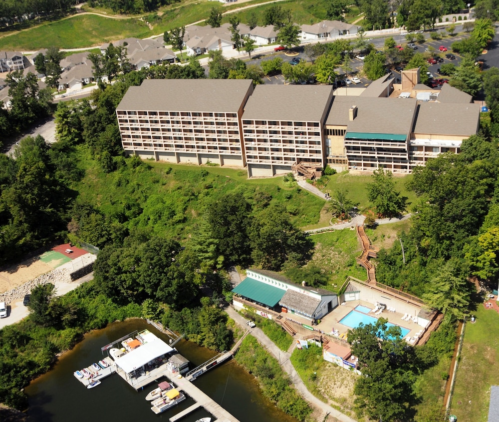 Inn at Grand Glaize 2/69