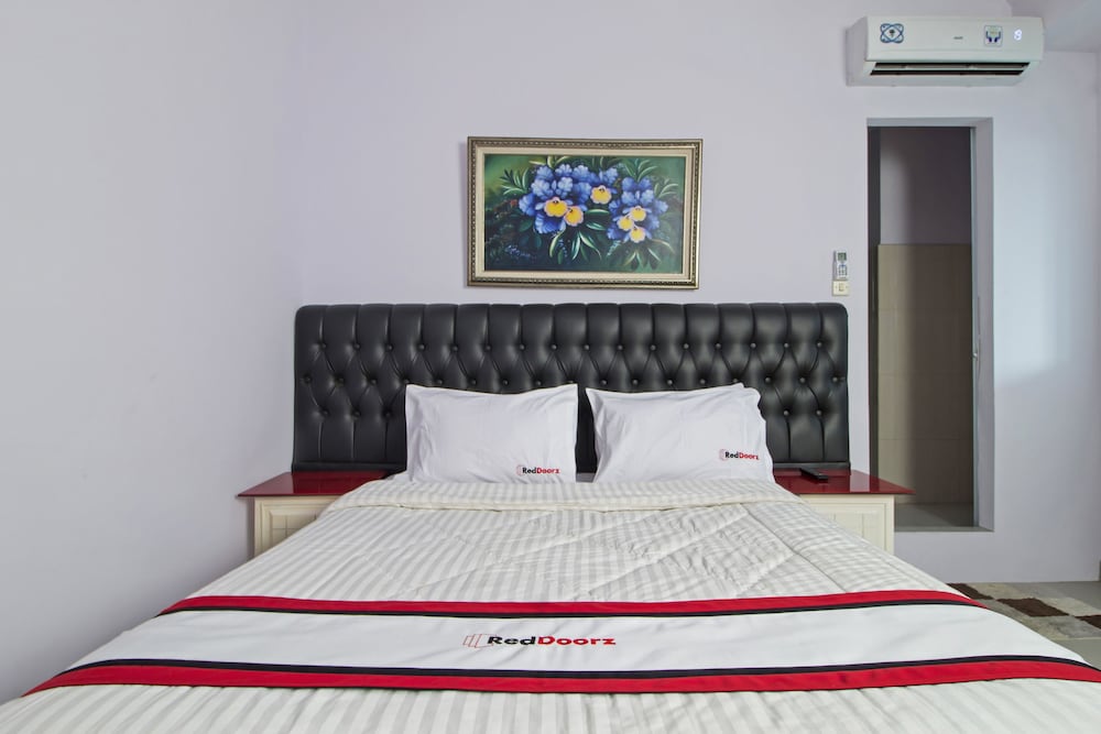 Reddoorz Plus At Guntur Raya Setiabudi 8/22