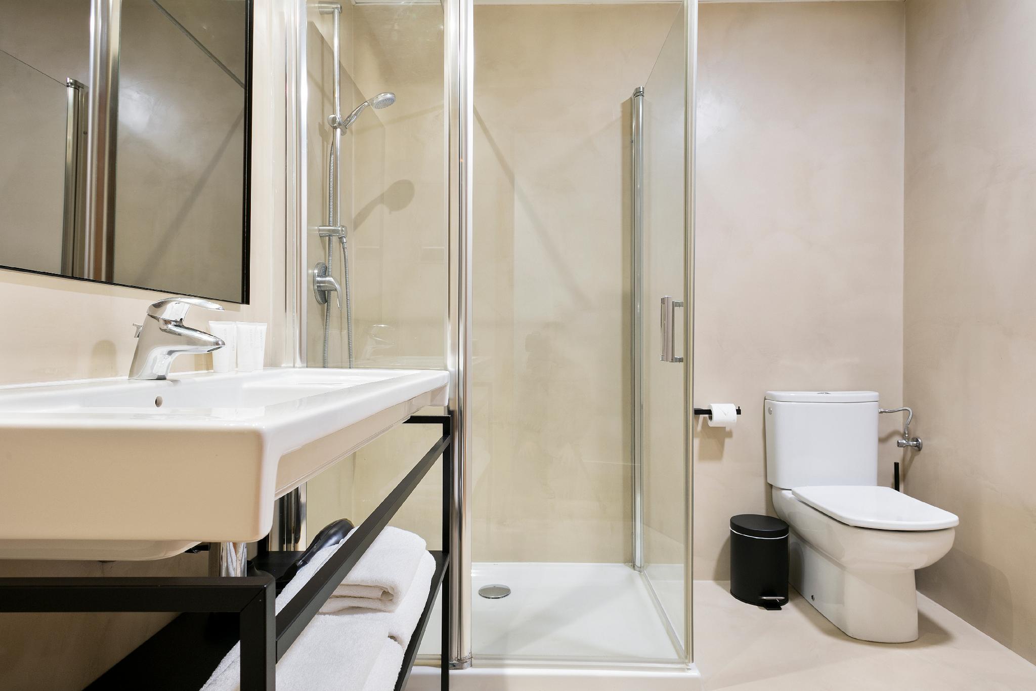 Uma Suites Luxury Midtown 25/29