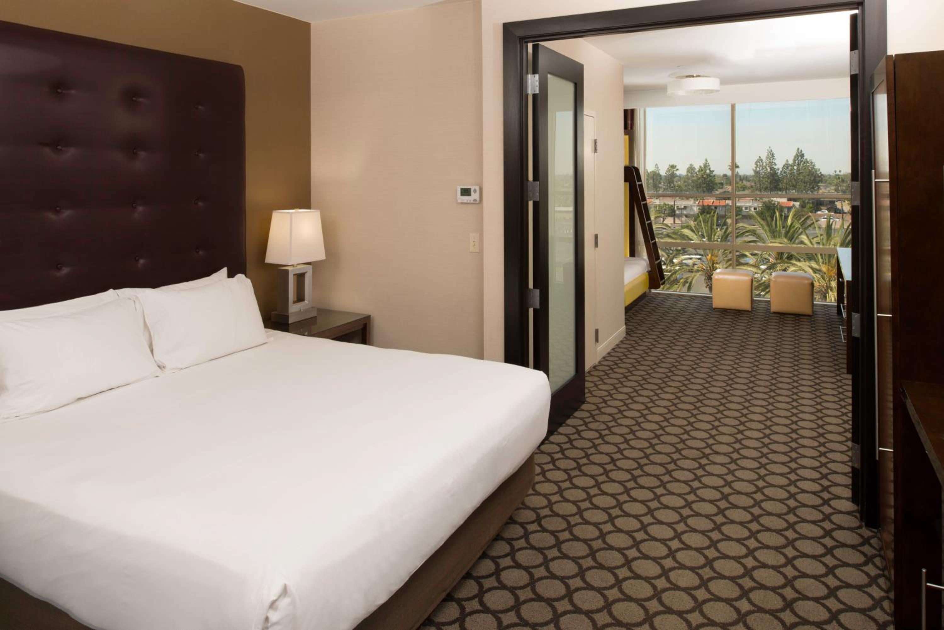 Kids Suite, King Bed