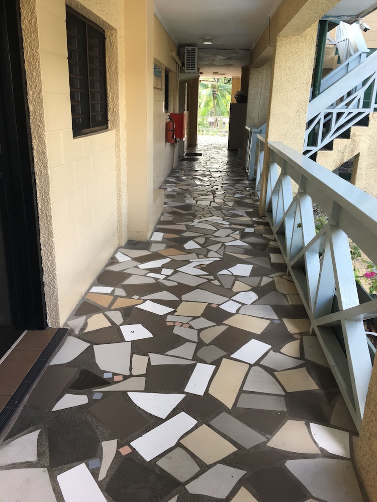 Suva Motor Inn 37/50
