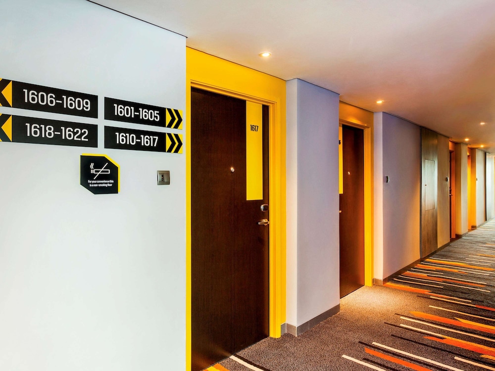 Ibis Styles Bekasi Jatibening 11/72