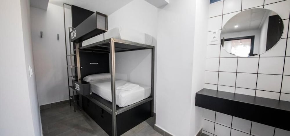 Bea Beach Hostel 41/44