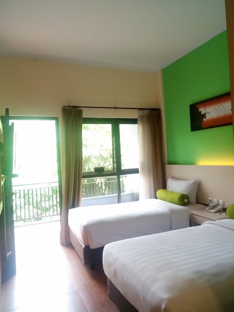 Green Forest Resort & Wedding Bandung 10/50