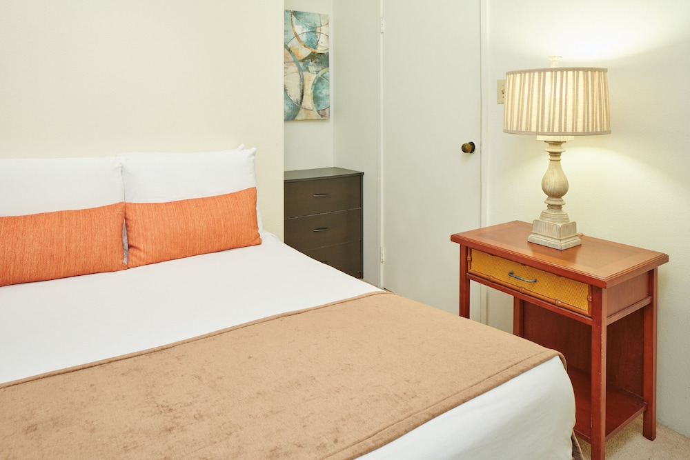 Banyan Harbor Resort 20/75