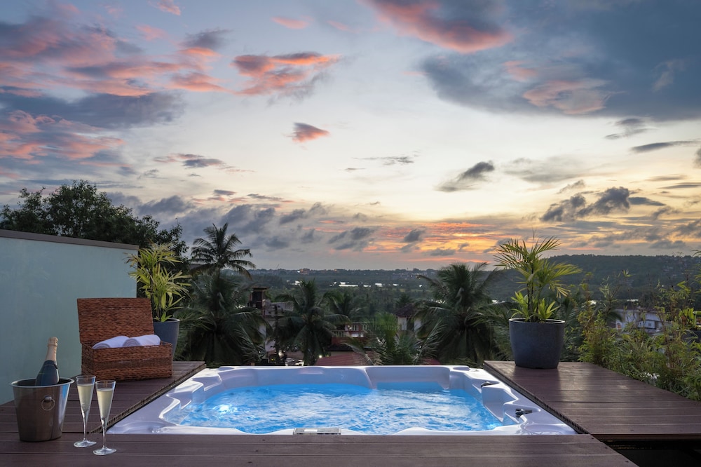 Grand Mercure Goa Candolim 42/58