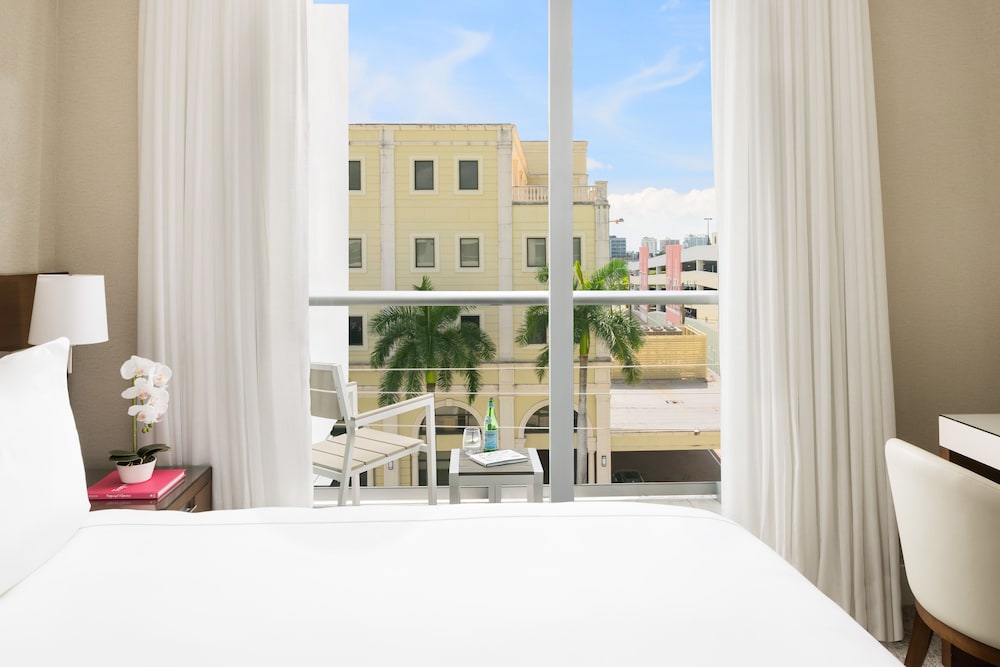 The Altair Hotel Bay Harbor Miami 19/49