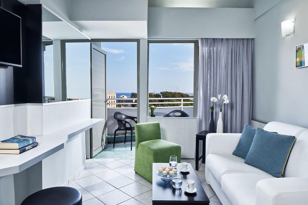 Aquamare Hotel 29/49