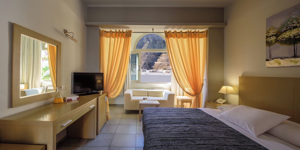 ROOM, DOUBLE OR TWIN BED, GARDEN VIEW, NO BALCONY