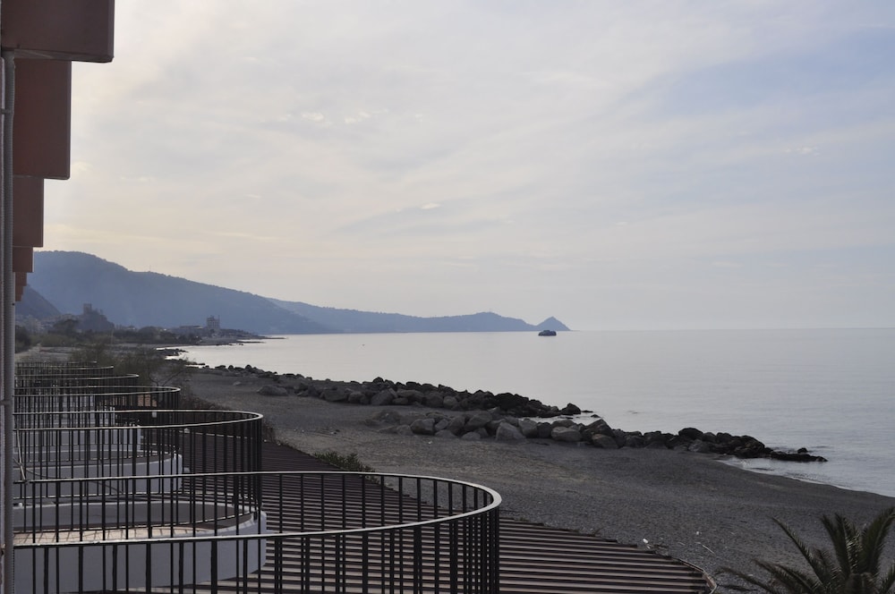 Hotel La Scogliera 21/22