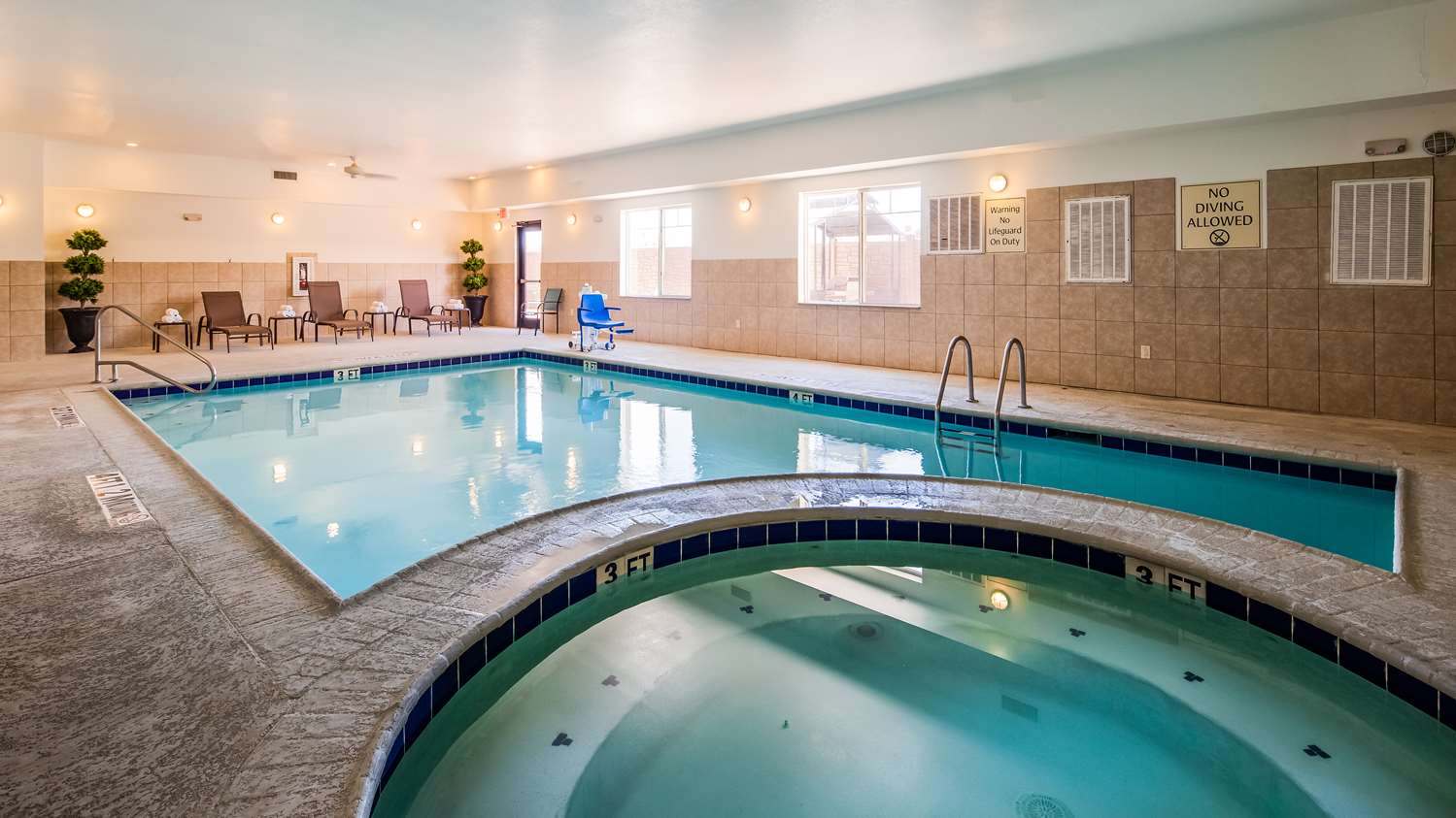Best Western Plus Seminole Hotel and Suites 4/10