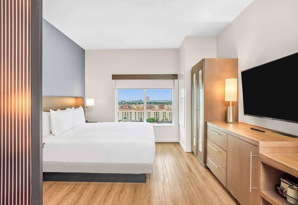 Hyatt Place Houston Medical Center 11/38