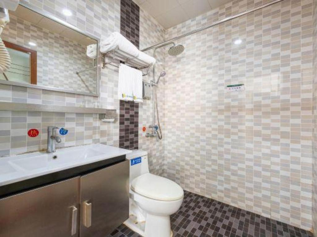 7 Days Inn (Dongguan Changping Railway Station) 30/41