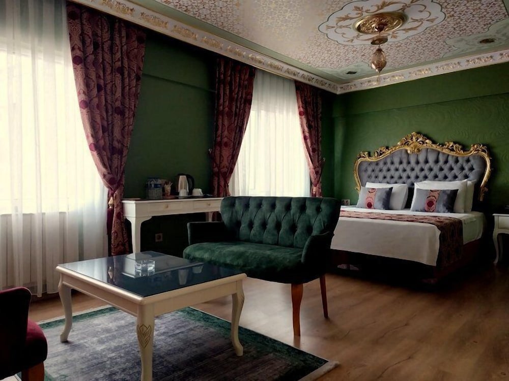 Anibal Hotel 22/38