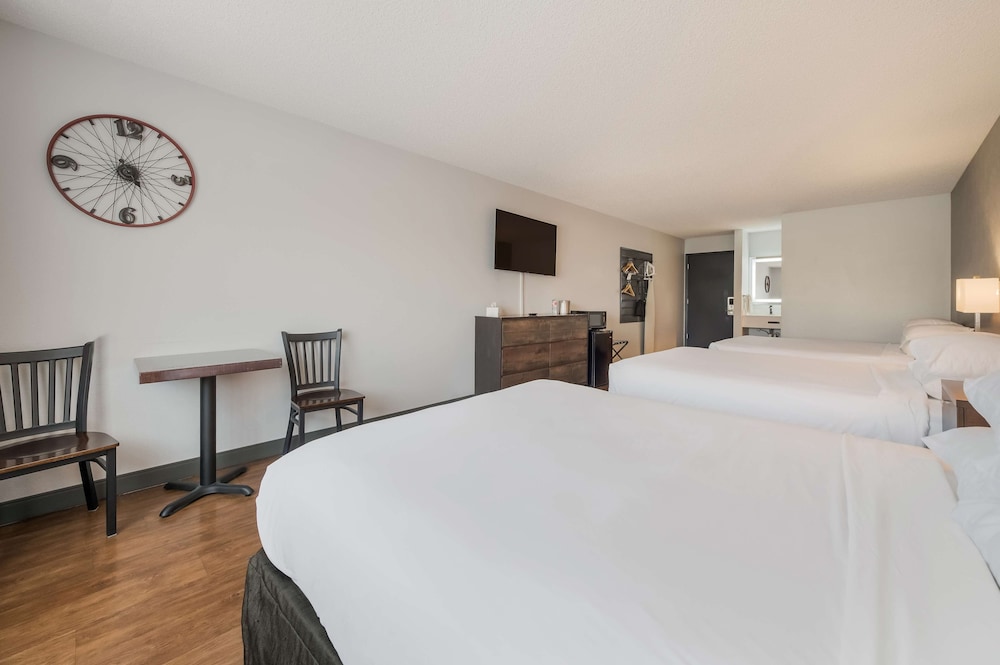 Red Lion Inn & Suites Ontario 14/38