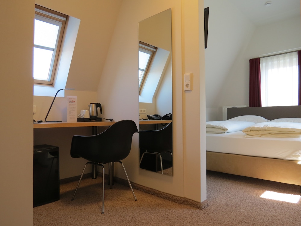 Hotel Neuthor 29/50