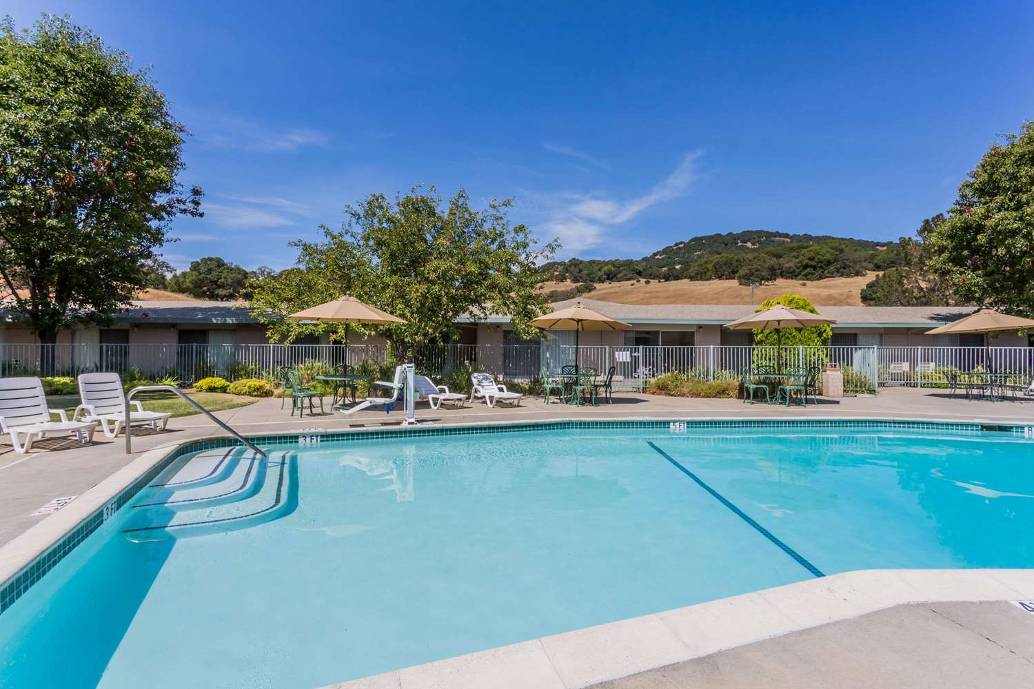 Days Inn by Wyndham Novato/San Francisco 29/50