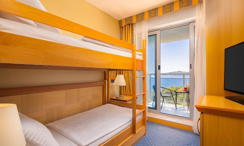 Family, Double and Bunk Bed, Sea Side, Balcony
