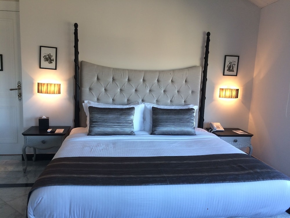 Cherry Blossom Boutique Hotel 18/69