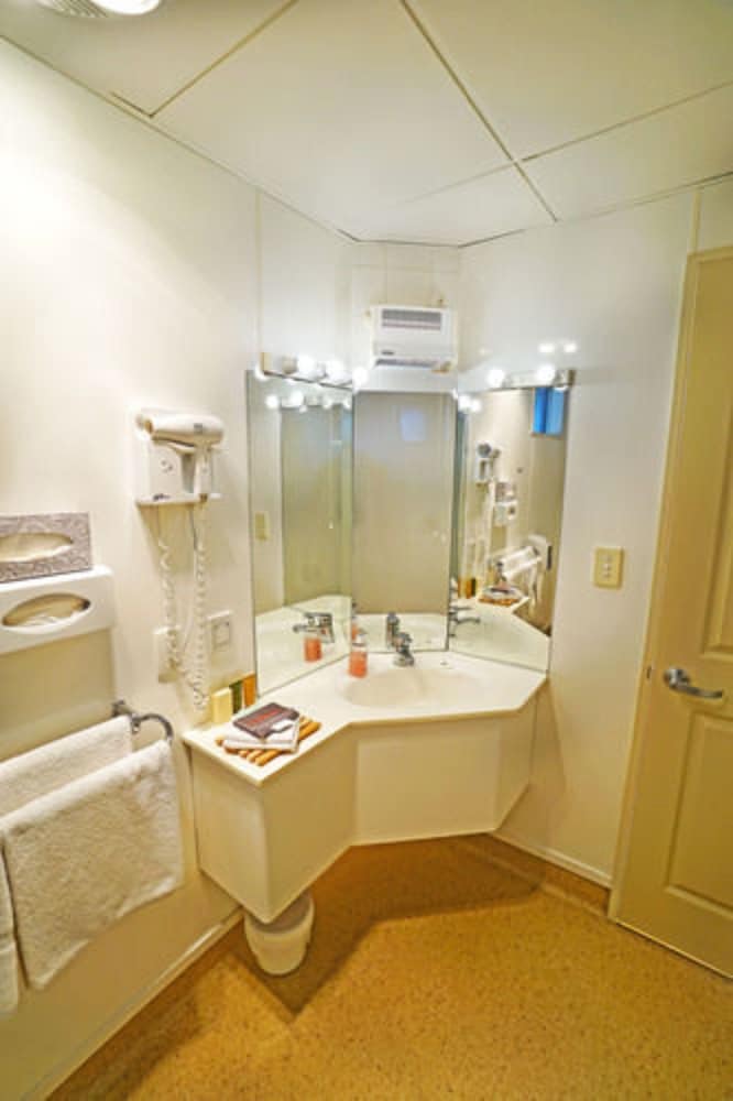 Ashwood Manor Motor Lodge 17/28