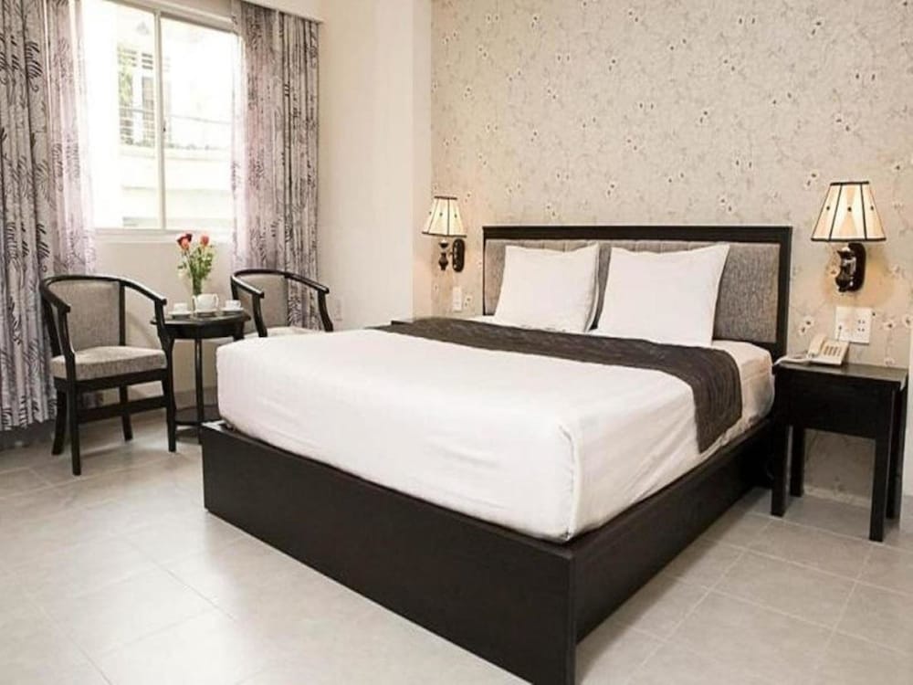 Hoang Vinh Hotel 11/28