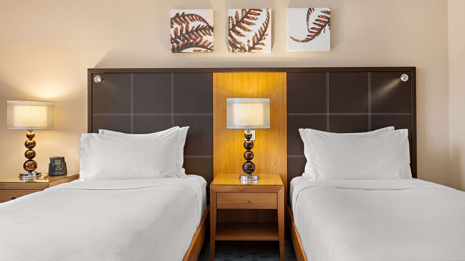 Room, Twin Beds