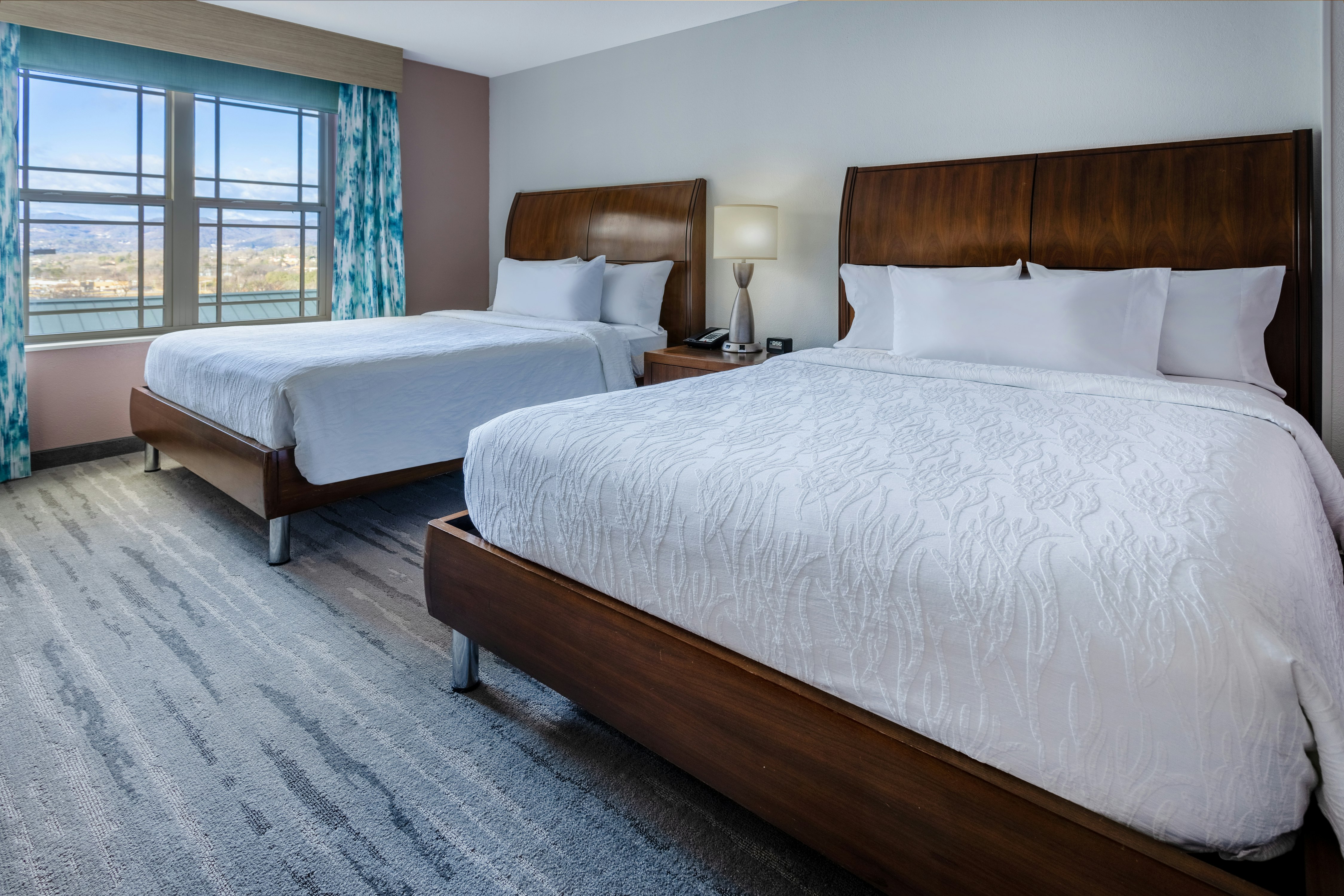 1 BEDROOM, SUITE, 2 QUEEN BEDS