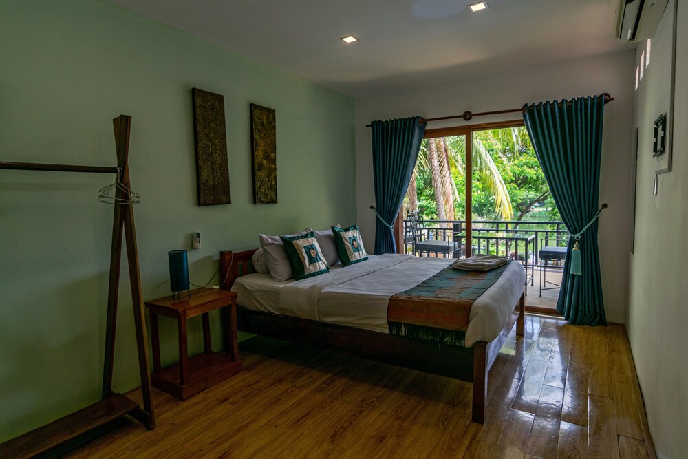 Samathi Lake Resort 31/48