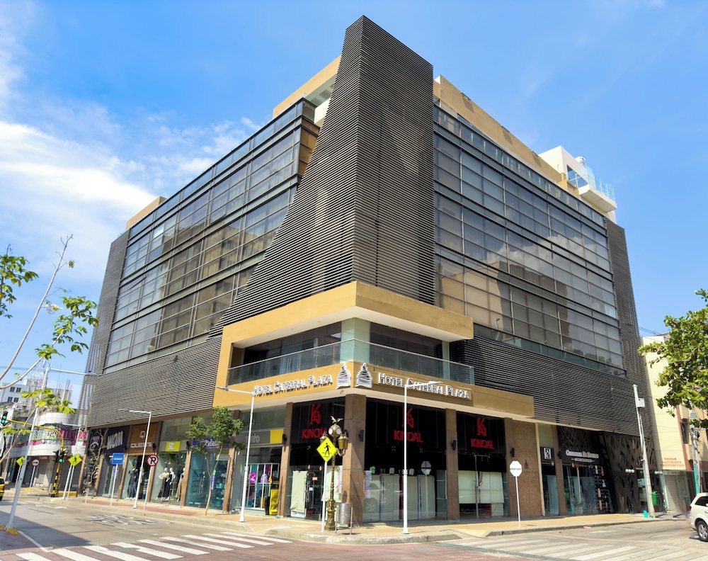 Catedral Plaza Hotel 2/73