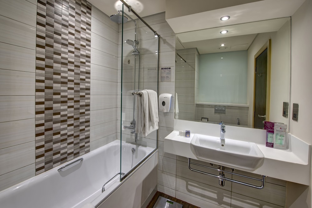 Premier Inn Dubai Ibn Battuta Mall 19/36