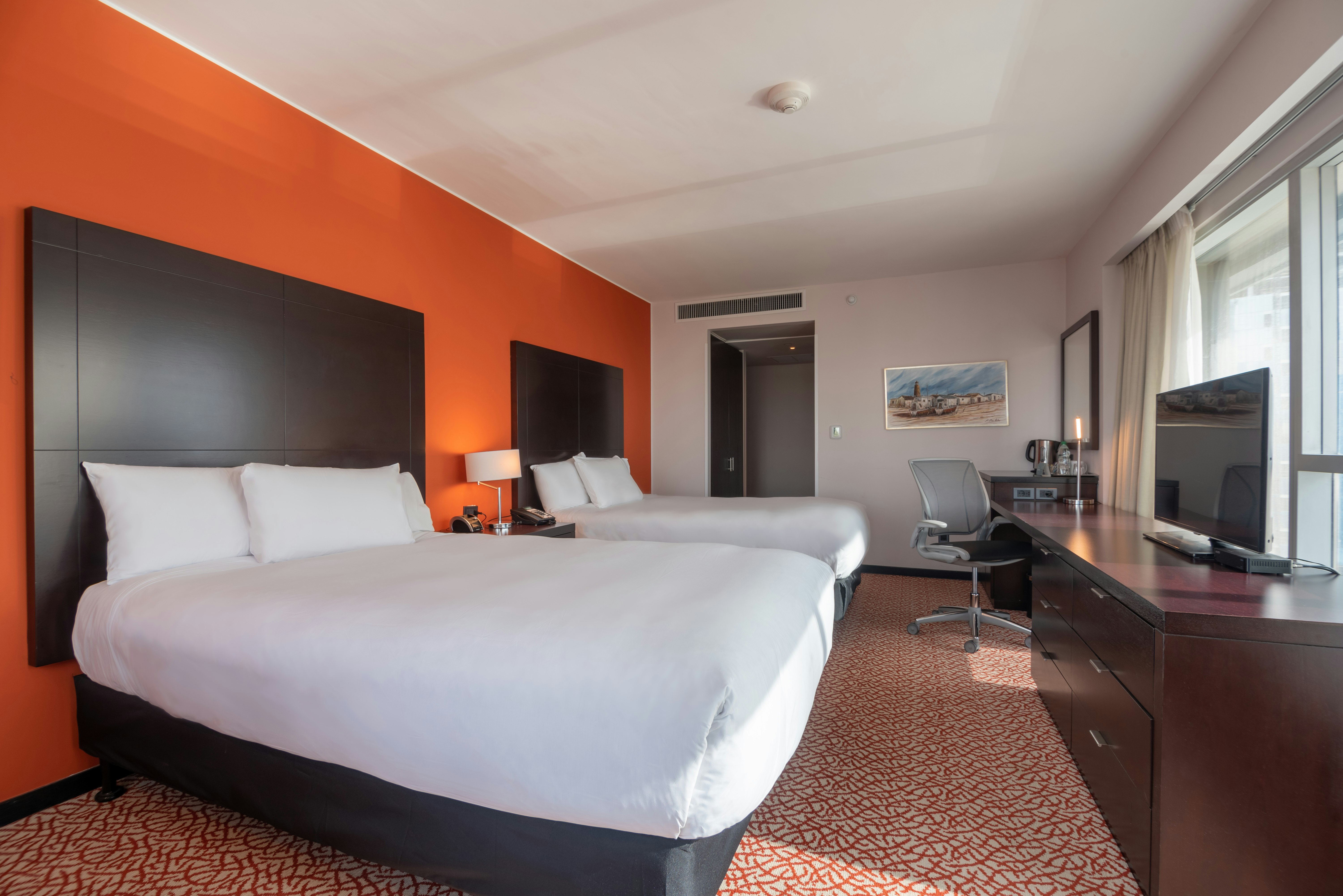 ROOM, 2 DOUBLE BEDS, FRONT VIEW