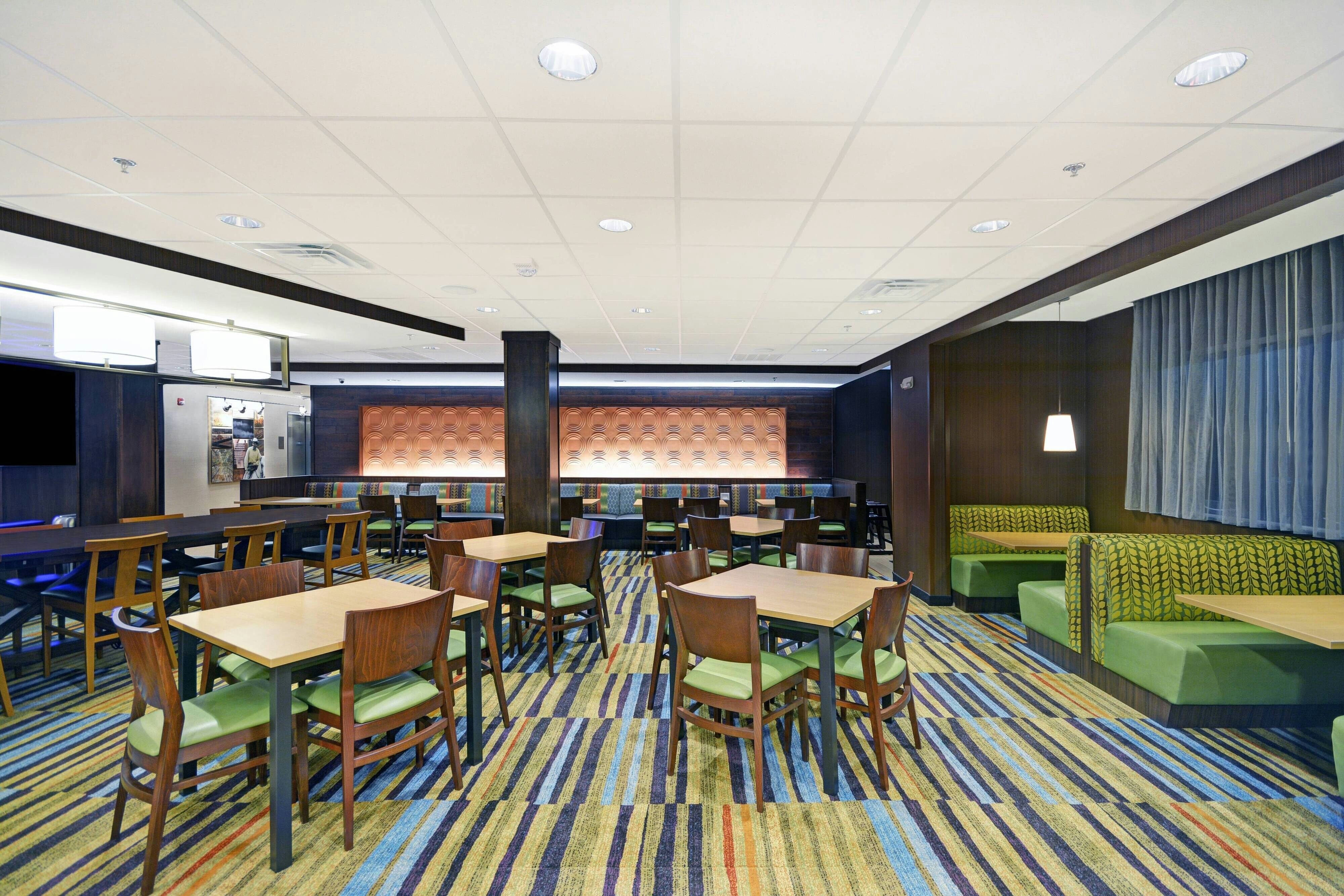 Fairfield Inn & Suites By Marriott Savannah Sw/Richmond Hill 41/53